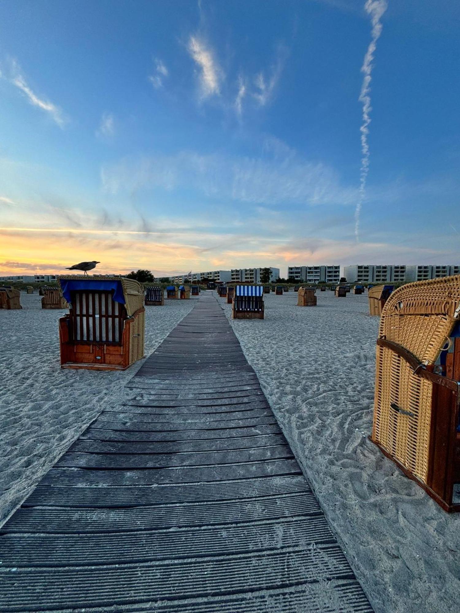 Quartier Suedstrand - Ferienwohnung Mit Meerblick Fehmarn Exterior foto